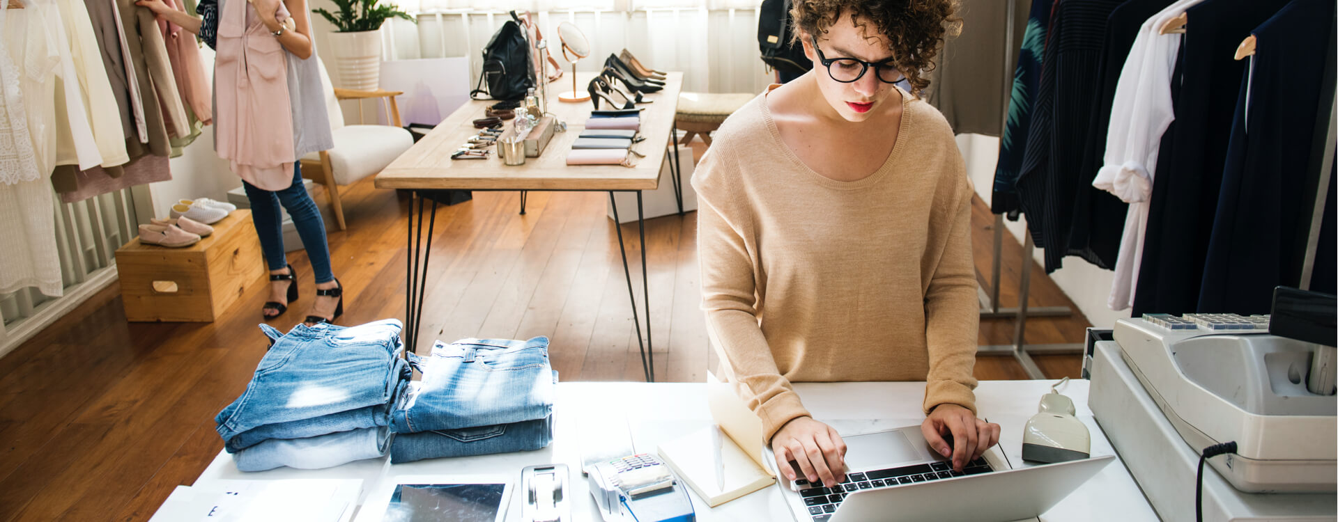 Amazing Tips to Save Money When Shopping at Saks and Saks Off Fifth